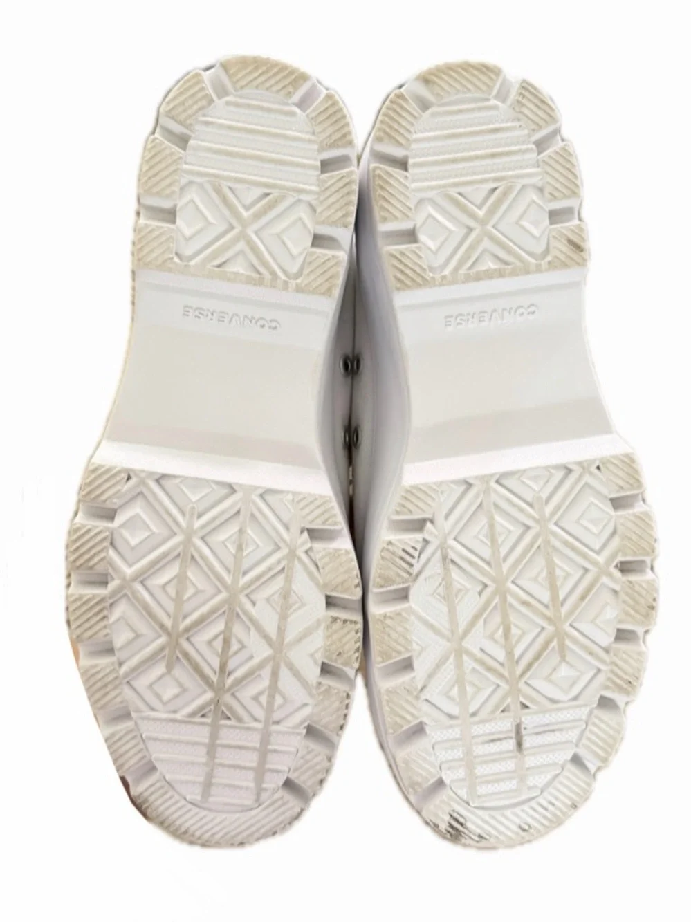 CONVERSE WOMEN 7 CHUCK TAYLOR ALL STAR LUGGED HIGH TOP WHITE PLATFORM SNEAKER